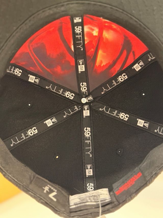 Gorra New Era Stranger Things 59FIFTY Negra