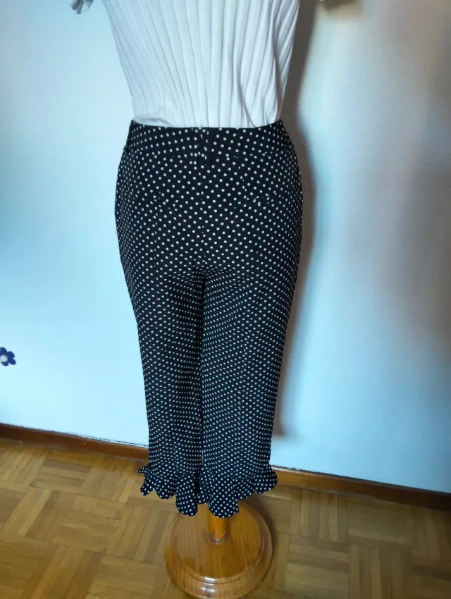 Pantalón Teria Yabar lunares volantes Talla S
