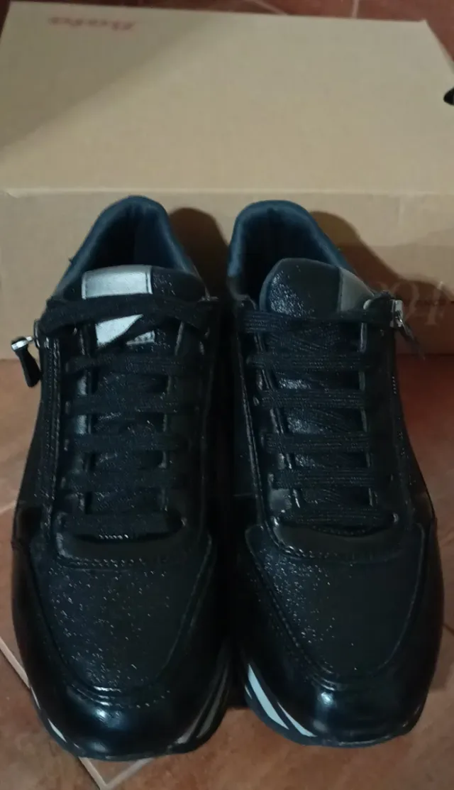 Sneakers donna nere con platform