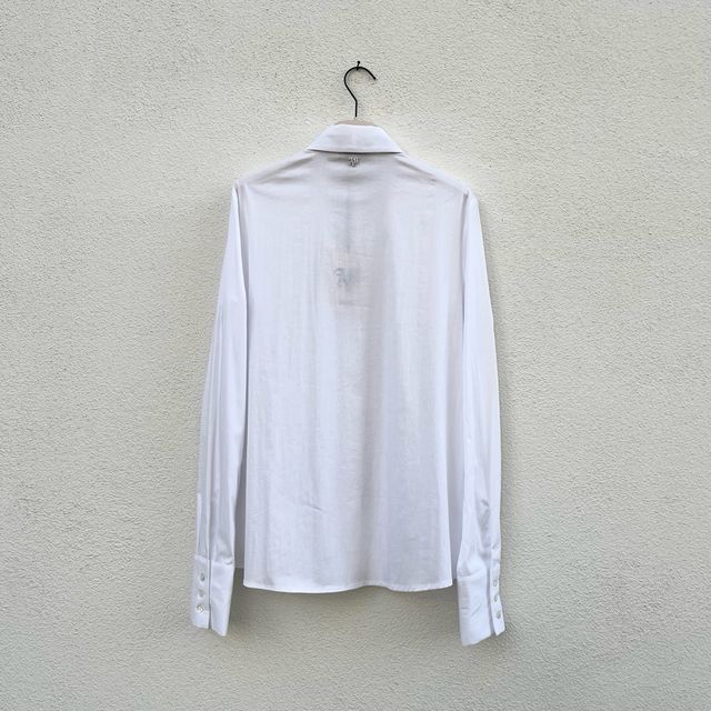 Camicia Aniye By bianca con cravatta nera