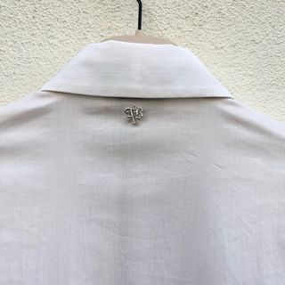 Camicia Aniye By bianca con cravatta nera