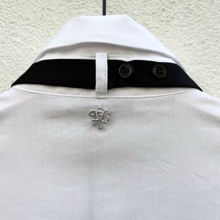 Camicia Aniye By bianca con cravatta nera