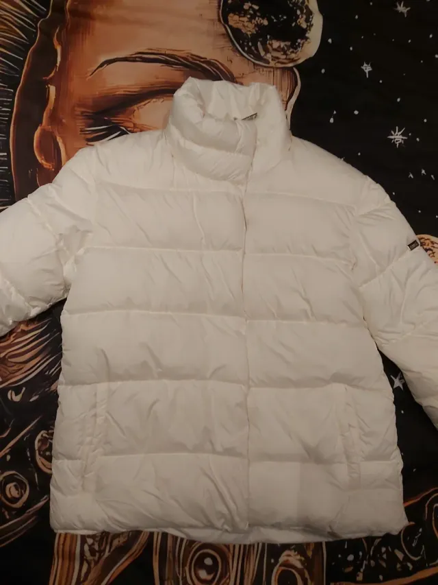 Cazadora acolchada blanca