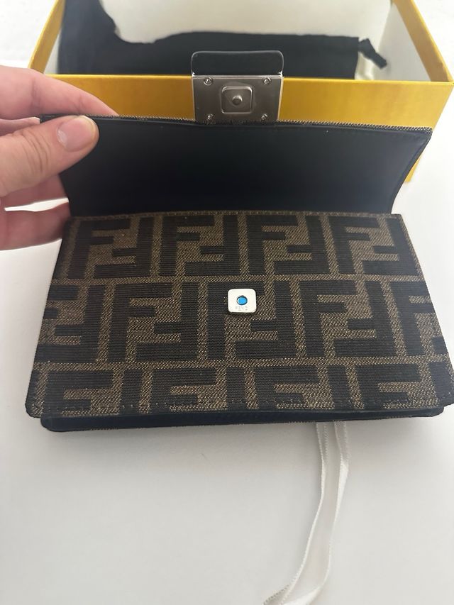 Pochette Fendi Zucca