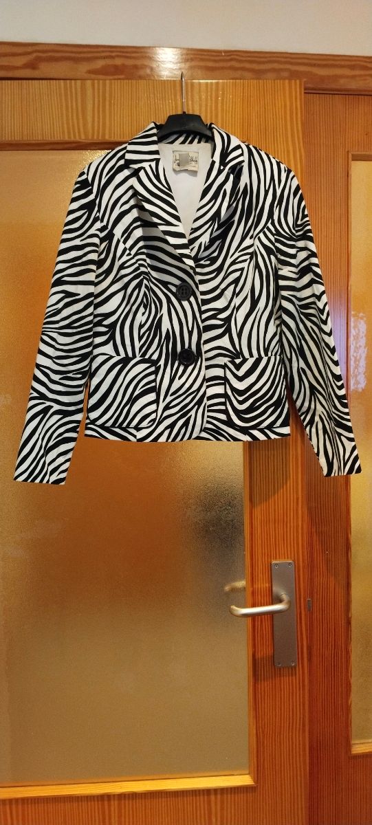 Americana Joseph Ribkoff Talla S/36/8