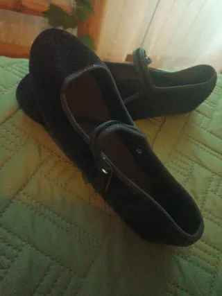 Merceditas mujer negras