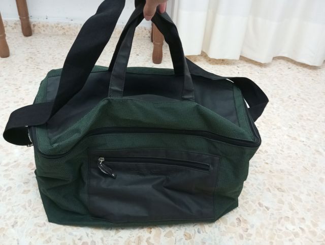 Bolsa de viaje Paco Rabanne verde y negra