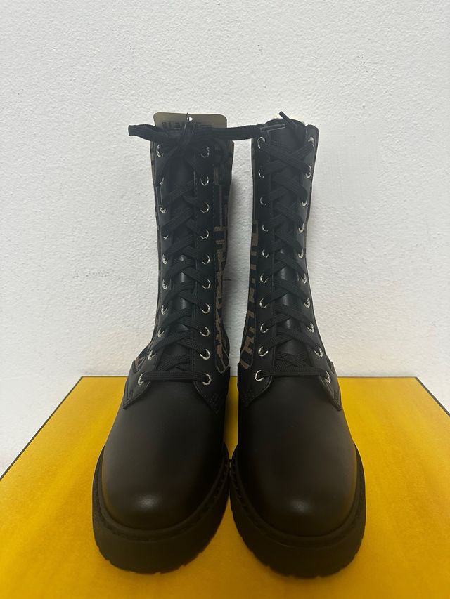 Fendi Rockoko Boots