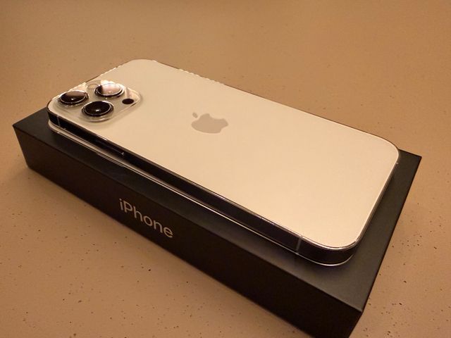 iPhone 13 Pro Max 256GB Plata