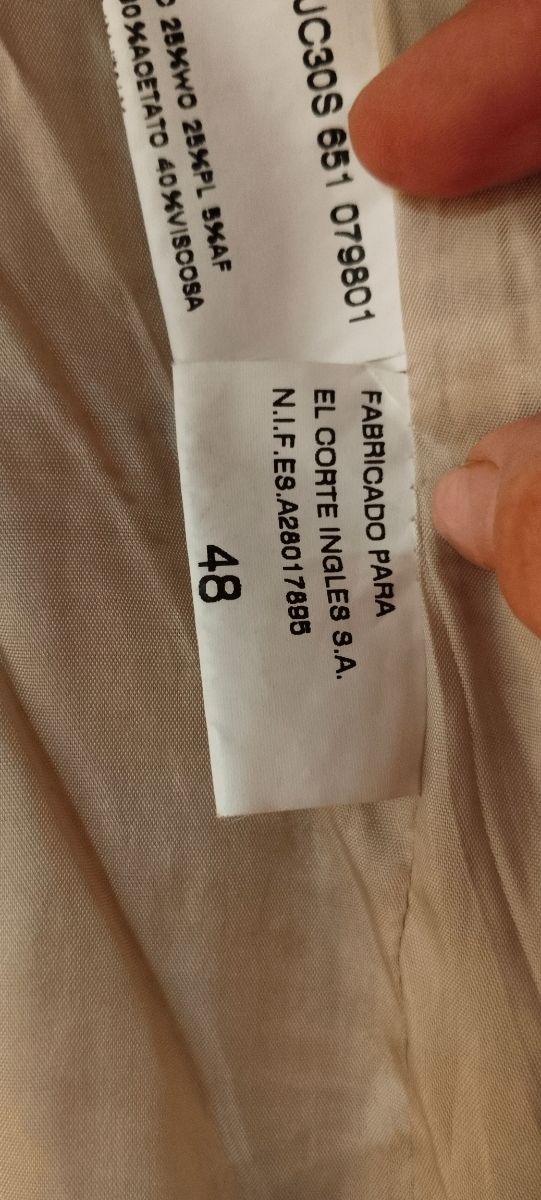 Americana cuadros beige y marrón