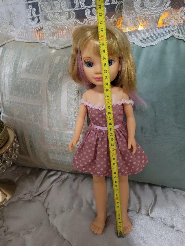 Muñeca Nancy Vestido Rosa Corazones