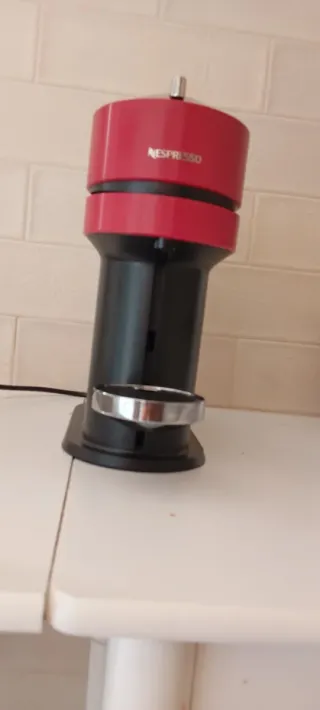 Cafetera Nespresso como nueva
