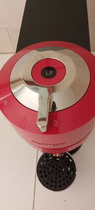 Cafetera Nespresso como nueva