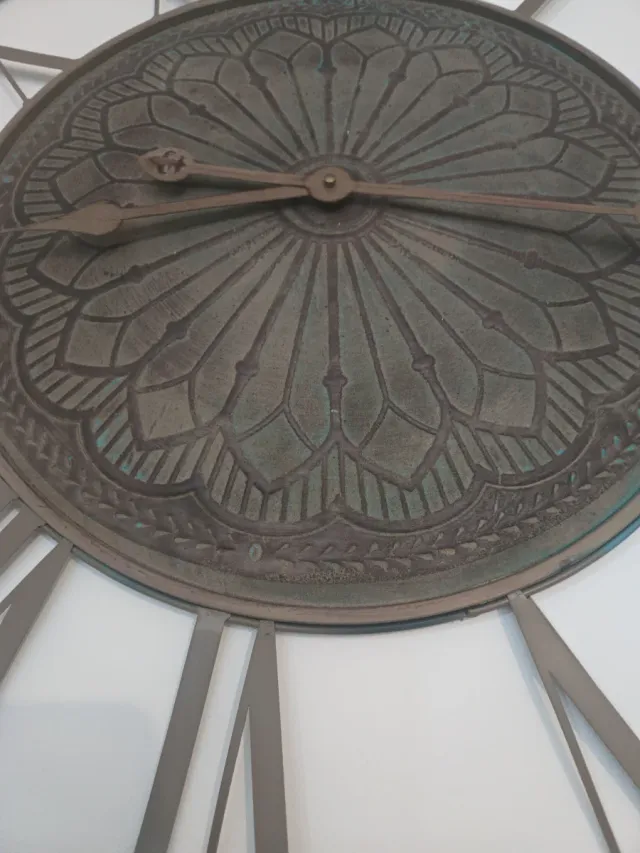 Reloj de pared hierro forjado para salón (66 cm)