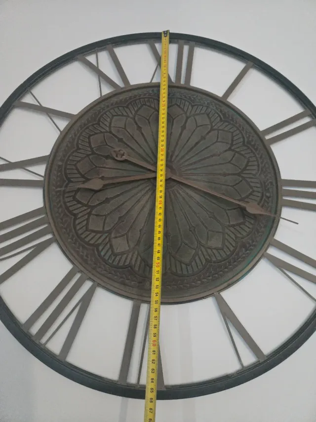 Reloj de pared hierro forjado para salón (66 cm)