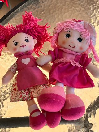 Due bambole di pezza rosa (2 unità)