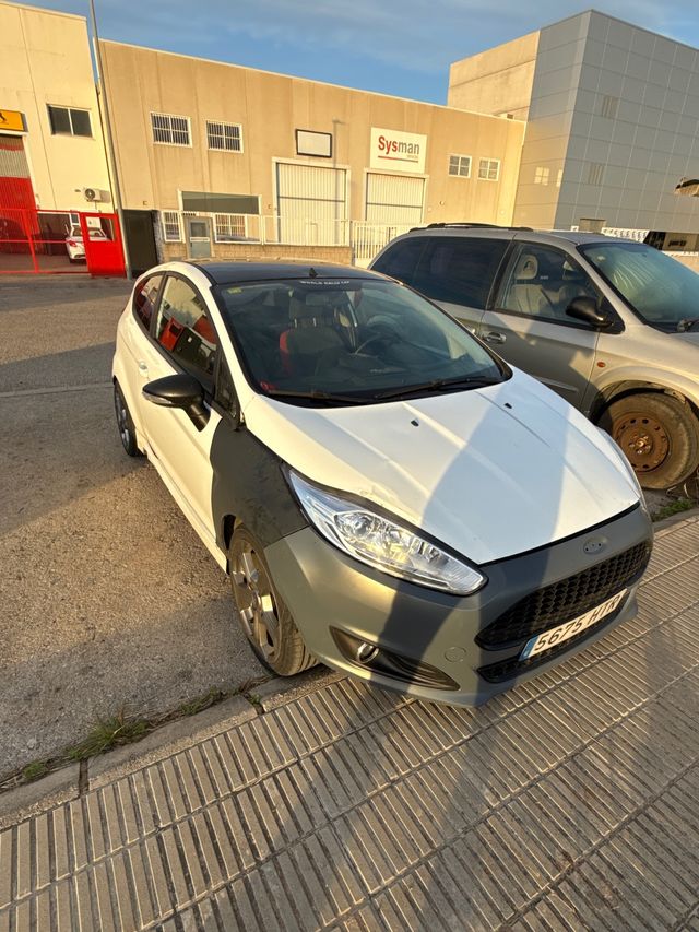 Ford Fiesta 2013