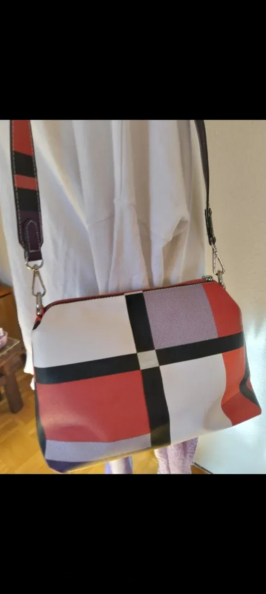 Bolso transparente asas madera y bandolera