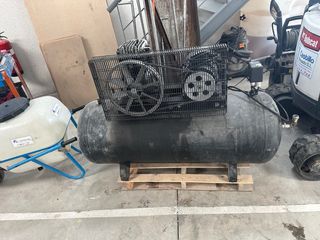 Compresor de aire fiac 300L 5.5CV