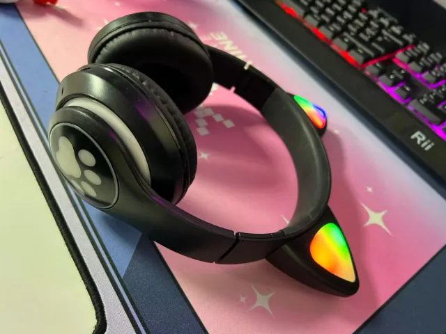 Auriculares Inalámbricos Gato Luces LED