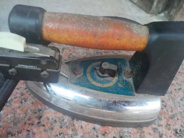 Plancha industrial antigua