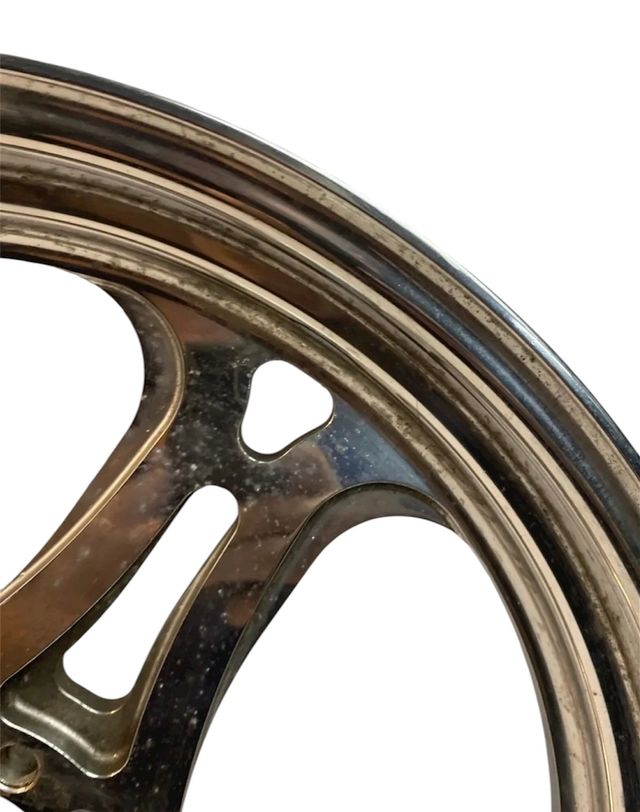 -- Llanta Harley Chopper 18x3 Cromada