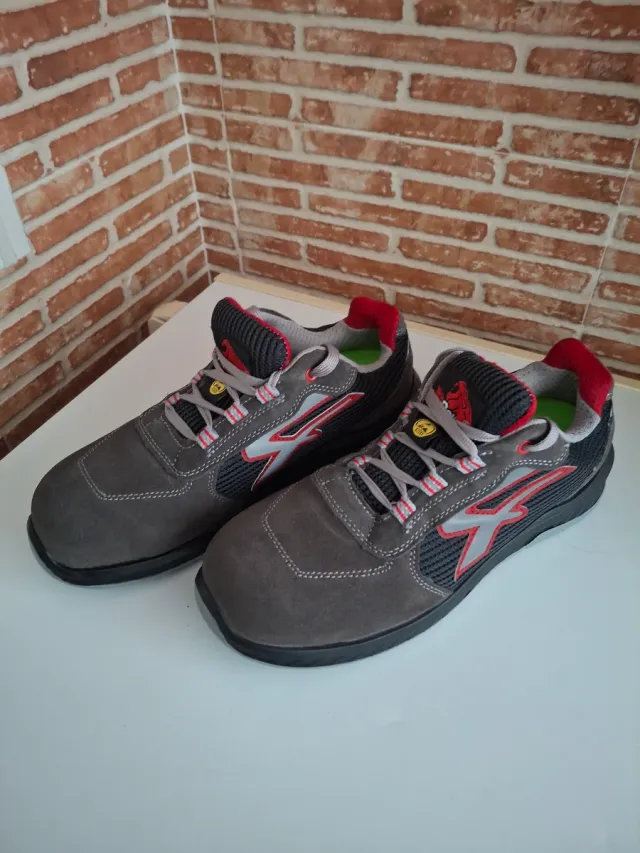 Zapatillas U-Power Talla 41Gris/Rojo