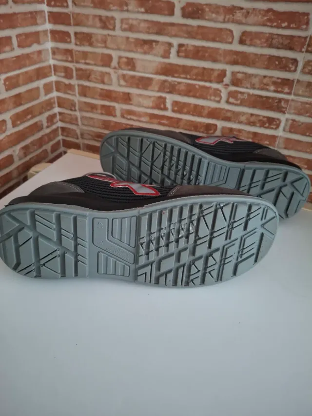 Zapatillas U-Power Talla 41Gris/Rojo