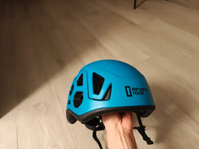 Casco escalada Singing Rock Hex