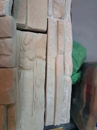 Revestimiento pared efecto piedra