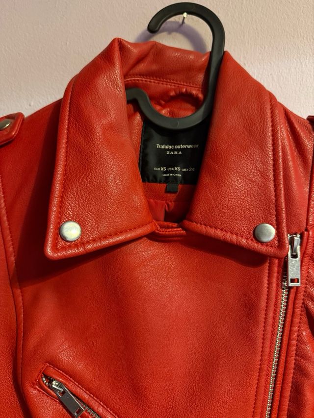 Cazadora Biker Zara Roja