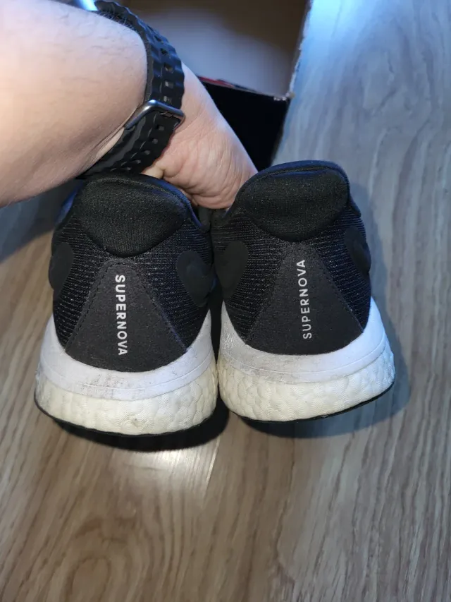 Zapatillas Adidas Talla 39 Negras y Blancas