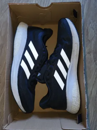 Zapatillas Adidas Talla 39 Negras y Blancas