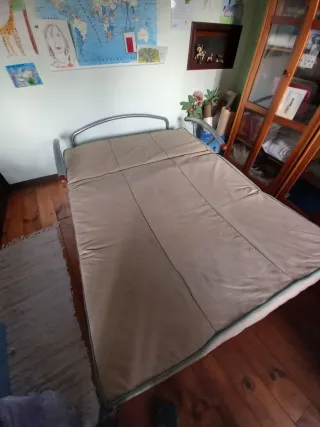Sofá cama desplegable