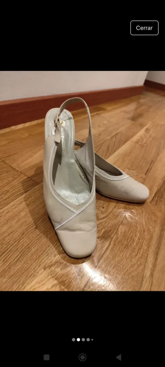 Zapatos de señora beige