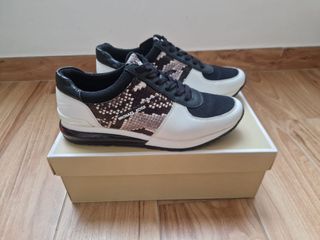 Zapatillas Michael Kors Piel Serpiente talla 39
