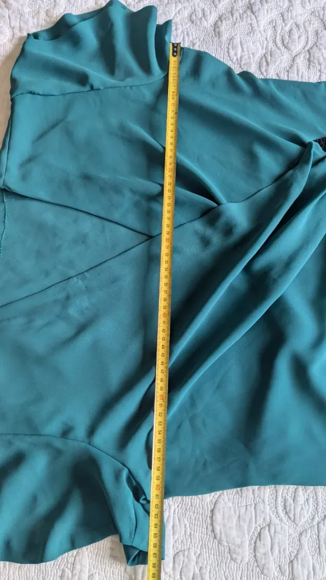 Vestido crepé fiesta hojas pedrería