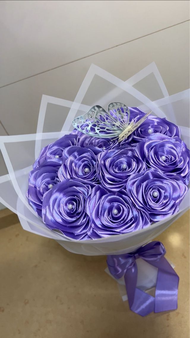 Ramo de rosas eternas personalizable