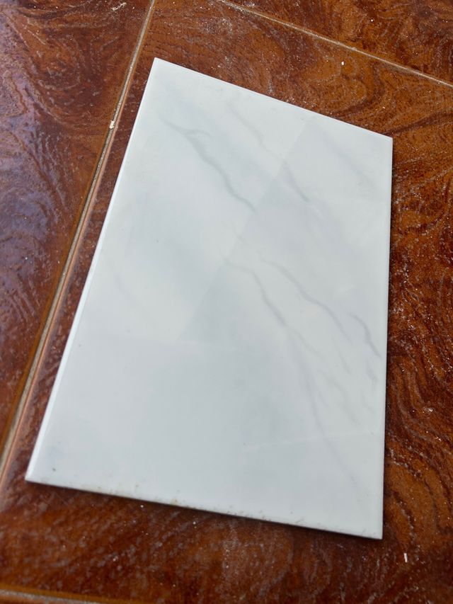 Azulejos blancos para baño