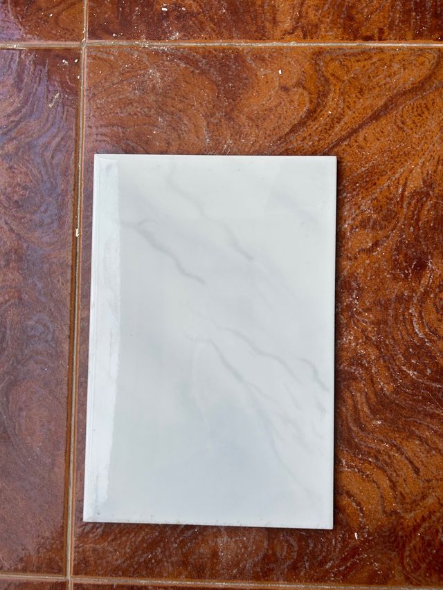 Azulejos blancos para baño