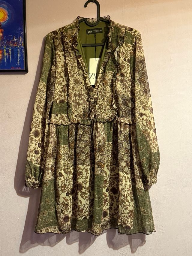 Vestido estampado Zara