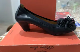 Zapatos planos marino con flor