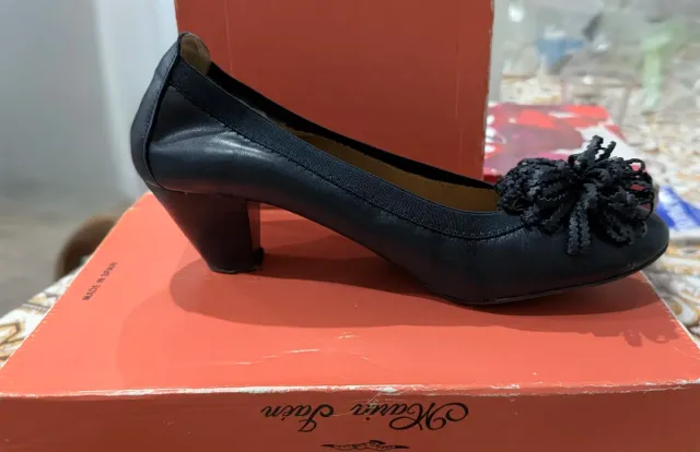 Zapatos planos marino con flor