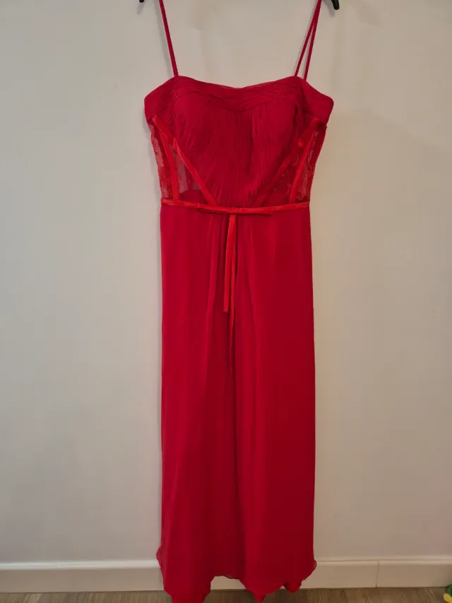 Vestido de fiesta gasa y encaje rojo