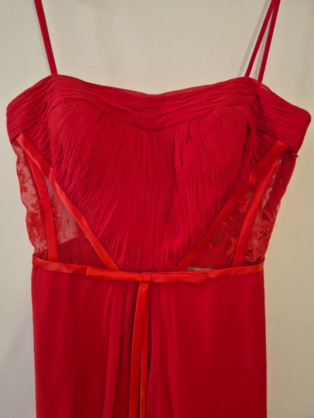 Vestido de fiesta gasa y encaje rojo