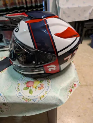 Casco de moto HJC