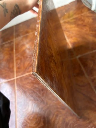 Baldosas marrones efecto madera