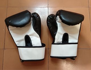 Guantes Kick Boxing / Muay Thai Negros