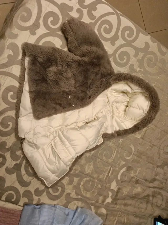 Giubbino pelliccia 12 mesi