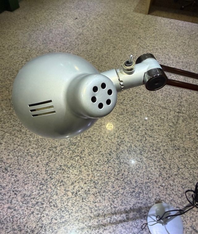 Lampada da terra vintage in metallo grigio